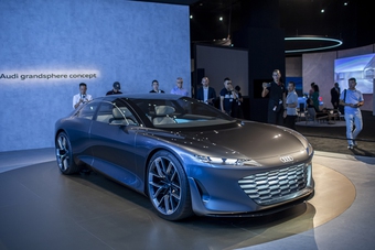 Grandsphere Concept - ''Chuyên cơ 4 bánh'' xem trước của Audi A8 thế hệ mới
