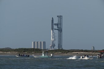 SpaceX bất ngờ hoãn phóng tàu vũ trụ Starship ngay sát giờ cất cánh