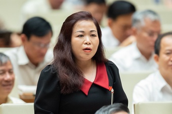 Đại biểu băn khoăn lương công chức thấp hơn Campuchia, Thái Lan