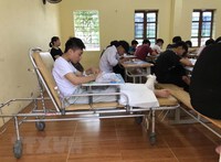 Hưng Yên: Hai thí sinh bị tai nạn vẫn quyết tâm dự kỳ thi vào lớp 10