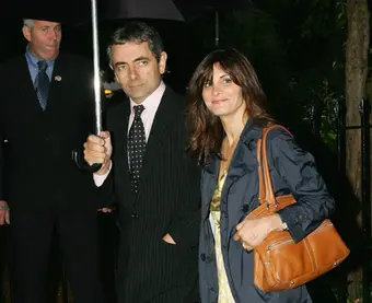 “Mr. Bean”: Sống kín tiếng bên tình trẻ, có 150 triệu USD