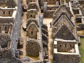 Phát hiện địa điểm thờ cúng tổ tiên thời tiền Inca ở Peru