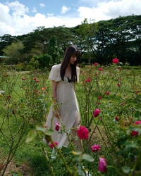 ''''Bông hồng lai'''' đẹp nhất Thái Lan Yaya Urassaya có style đẹp điên đảo, ngắm Instagram của nàng mà học được khối váy áo xinh