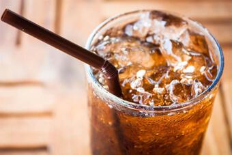Điều gì sẽ xảy ra với cơ thể khi bạn uống soda mỗi ngày?