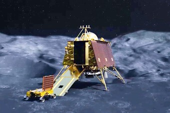 Không phải Helium-3, tàu Ấn Độ vừa tìm ra tài nguyên đắt giá trên Mặt trăng