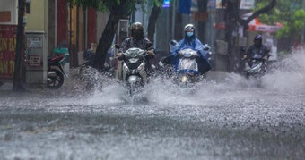 Diễn biến mới đợt mưa lớn kéo dài ở Hà Nội