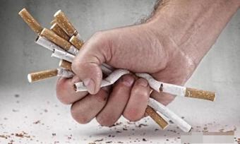 Tại sao có người hút thuốc cả đời mà không bao giờ bị ung thư phổi, trong khi có người không hút thuốc lại bị ung thư? Cho bạn biết lý do tại sao