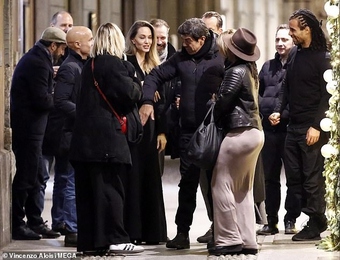 Angelina Jolie xuất hiện rạng rỡ sau cáo buộc "chơi xấu" chồng cũ Brad Pitt