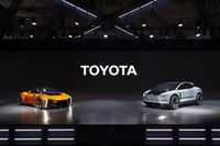 Toyota bán bớt cổ phần công ty sản xuất linh kiện ô tô lớn thứ 2 thế giới để có tiền làm xe điện