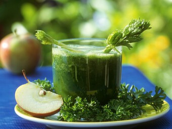 Loại rau thường dùng để trang trí món ăn hóa ra là ‘thuốc’ bổ thận, ngừa ung thư: Ít người biết để ăn