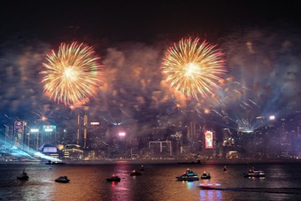 Chùm ảnh pháo hoa sáng bừng trời, khắp thế giới hân hoan chào đón năm 2024 với nhiều nguyện ước và hy vọng