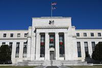 Các quan chức Fed cảnh giác với phương án hạ lãi suất quá sớm