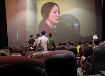 Xử lý 2 cụm rạp để khán giả dưới 18 tuổi xem phim của Trấn Thành