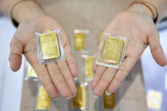 Đề xuất hạn chế mua bán vàng miếng bằng tiền mặt