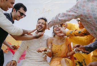 Cặp đôi Ấn Độ kể lý do tổ chức siêu đám cưới tại Đà Nẵng