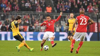 “Bayern đừng để Arsenal đánh lừa”