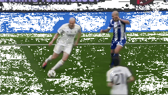 Pha xử lý gây sốt của Zidane ở tuổi 51