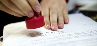 Người trẻ Trung Quốc viết di chúc bằng tiền số, tài khoản game