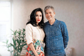 Diva Thanh Lam ngọt ngào ''khóa môi'' bạn trai sau tin đồn chia tay, dự định năm nay cưới