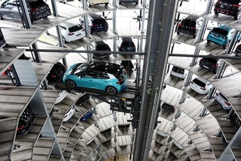 Volkswagen không khốn đốn như nhiều người nghĩ: Hơn 10.000 lao động vẫn sống tốt, mỗi phút lại cho ra đời 1 chiếc xe