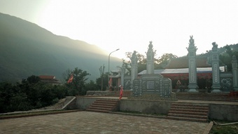 Đền Thánh Mẫu Liễu Hạnh - chốn du lịch tâm linh ở cửa ngõ Quảng Bình
