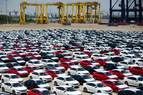 Ôtô nhập khẩu tăng mạnh