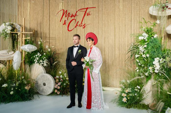 Đám cưới Minh Tú: Cô dâu chú rể lộ diện, đàng gái diện áo dài đỏ rực