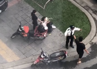 Bắt kẻ cầm hung khí tấn công 2 phụ nữ ở Hà Nội