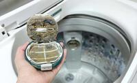 Máy giặt có bộ phận này cực bẩn, tháo ra phải ''bịt mũi'' nhưng ít người biết đến để vệ sinh định kỳ