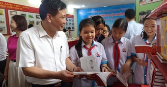 Phát động Ngày Sách và Văn hóa đọc ở Thanh Hóa