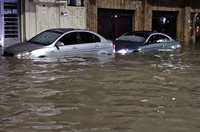 Chuyện gì đã xảy ra trong trận mưa kinh hoàng ở Dubai?