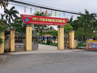 Trường cho học sinh đi học vào ngày nghỉ lễ Giỗ tổ Hùng Vương, lý do gây bất ngờ