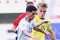 HLV U23 Malaysia sợ bị phạt đền khi gặp Việt Nam