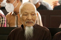 ''Thầy ông nội'' Lê Tùng Vân của tịnh thất Bồng Lai bị khởi tố tội loạn luân