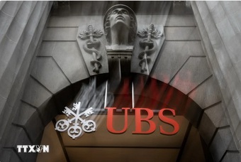 UBS có thể thực hiện cắt giảm nhân sự theo 5 đợt kể từ tháng Sáu