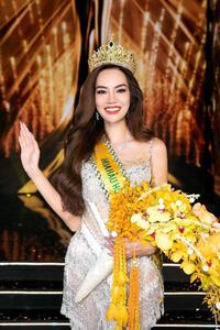 Bệnh viện Nam An yêu cầu tạm ngừng phiên tòa tranh chấp liên quan đến Hoa hậu Lê Hoàng Phương