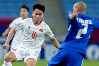 Hậu vệ U23 Việt Nam: ''Tôi ít được thi đấu''