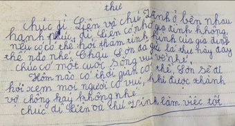 Bức thư gửi dì mới lấy chồng của học sinh ở Hà Nội được khen ngợi nhưng đoạn thứ 2 khiến ai đã lập gia đình đều "toát mồ hôi"