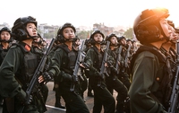 Choáng ngợp hình ảnh lần đầu 12.000 người, máy bay trực thăng trình diễn ở Điện Biên Phủ