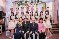 Gia đình ở Hà Nội có 8 cô con gái: Ai cũng giỏi giang, luôn đoàn kết và yêu thương lẫn nhau