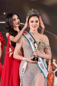 Người đẹp Ukraine đăng quang Hoa hậu Môi trường, đại diện Việt Nam trượt top 21