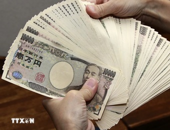 Nhật Bản: Đồng yen tiếp tục trượt dốc, giảm xuống mức thấp kỷ lục mới
