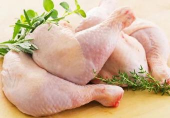 Thịt gà có 5 dấu hiệu này tuyệt đối không mua dù giá rẻ đến mấy, không cẩn thận dễ tiền mất tật mang