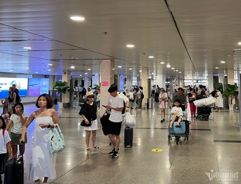 Sân bay Tân Sơn Nhất, cửa ngõ TP.HCM thông thoáng ngày cuối kỳ nghỉ lễ