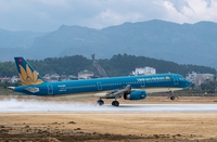 Vì sao Vietnam Airlines lãi đột biến?