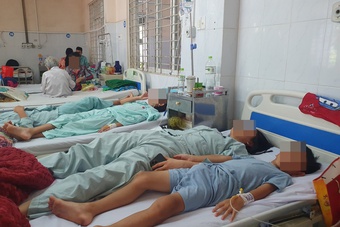Điều tra nguyên nhân hàng trăm người ngộ độc bánh mì ở Đồng Nai