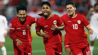 Huỳnh Như lập siêu phẩm giúp Lank chiến thắng, HLV Roberto Mancini chỉ 4 cầu thủ U23 Indonesia nổi bật