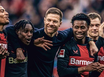 Leverkusen tạo cột mốc lịch sử với trận bất bại thứ 48