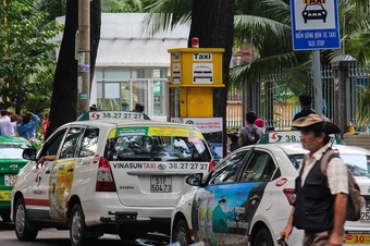 Lý do Mai Linh, Vinasun không làm taxi điện như Xanh SM