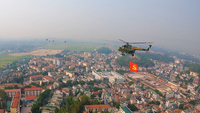 Trực thăng bay biểu diễn trên bầu trời Điện Biên